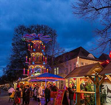 Blauer Lichterglanz - Weihnachtsmarkt Potsdam