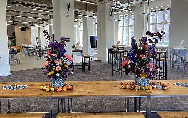 Meet Germany 2023 Blumentisch The Drivery GmbH